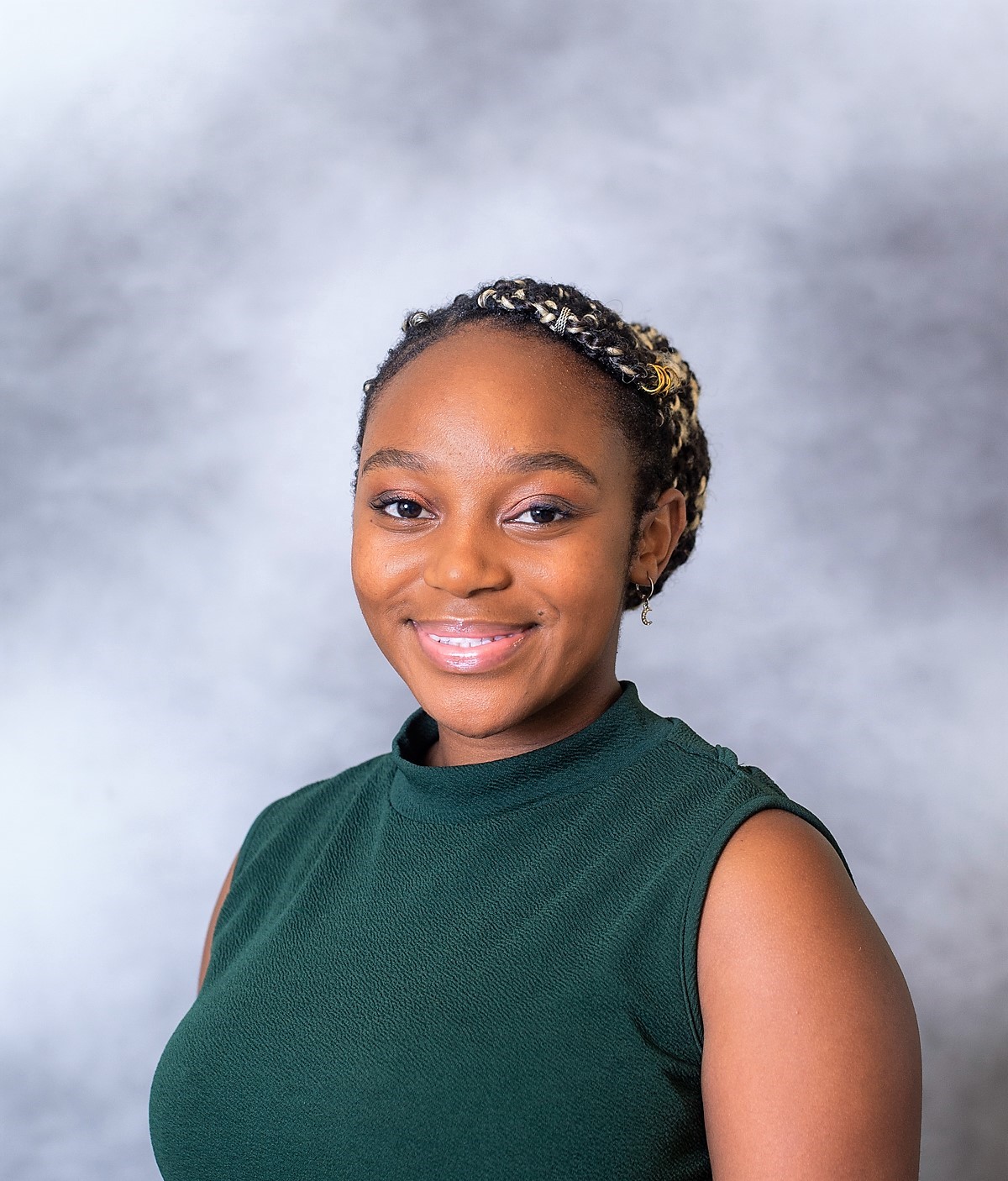 Mamaswatsi Kopeka Headshot Mamaswatsi Kopeka Headshot